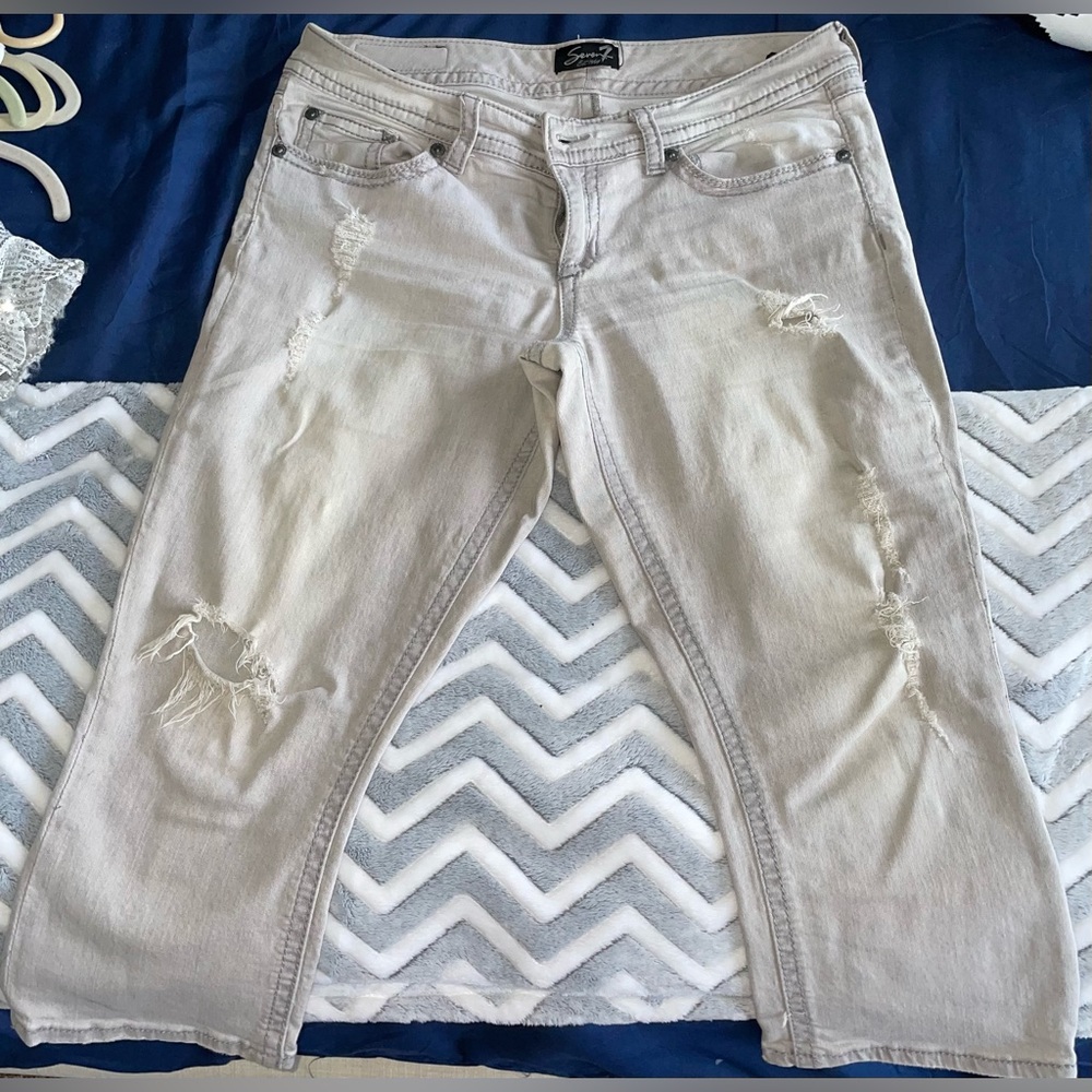 Seven Jeans